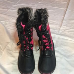 Girls snow boots